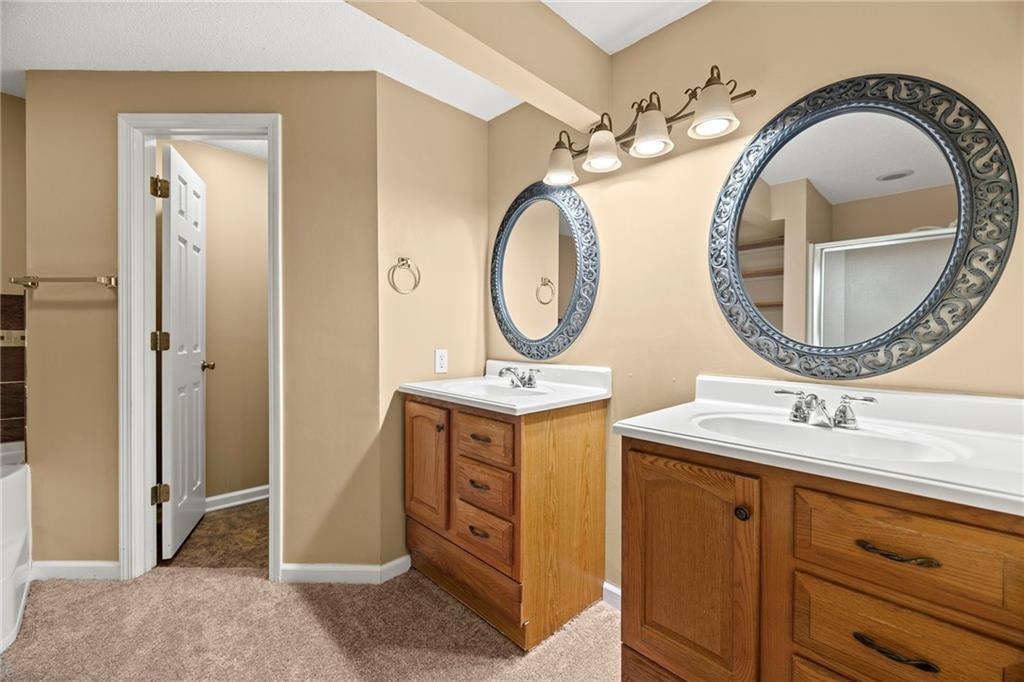 1103 SW Stonecreek Drive