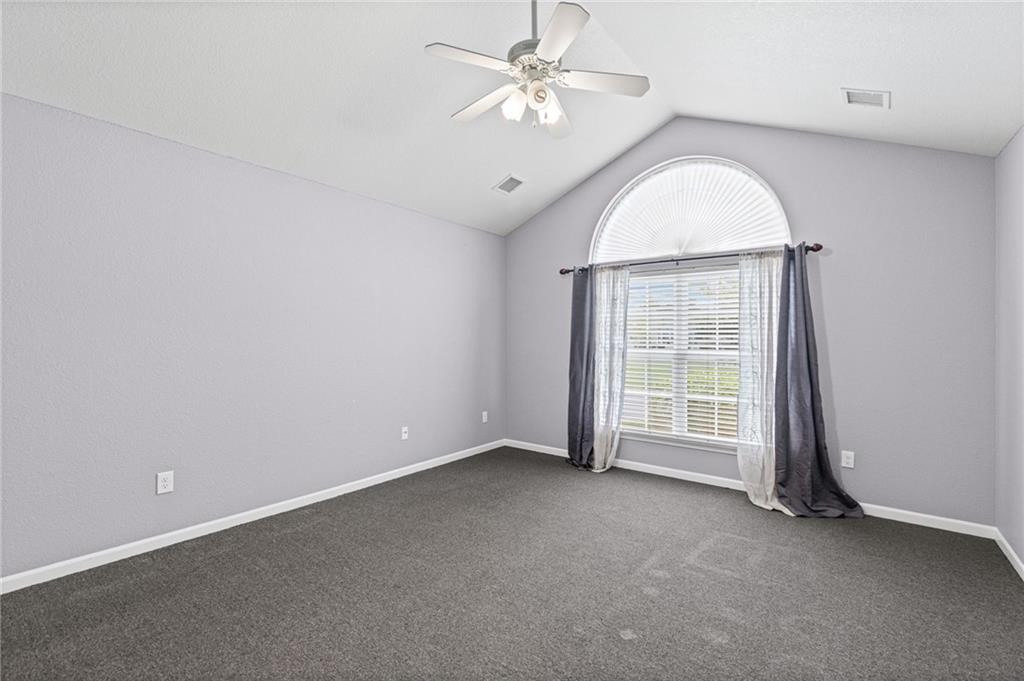 6147 NE KENSINGTON Drive Unit: 26B