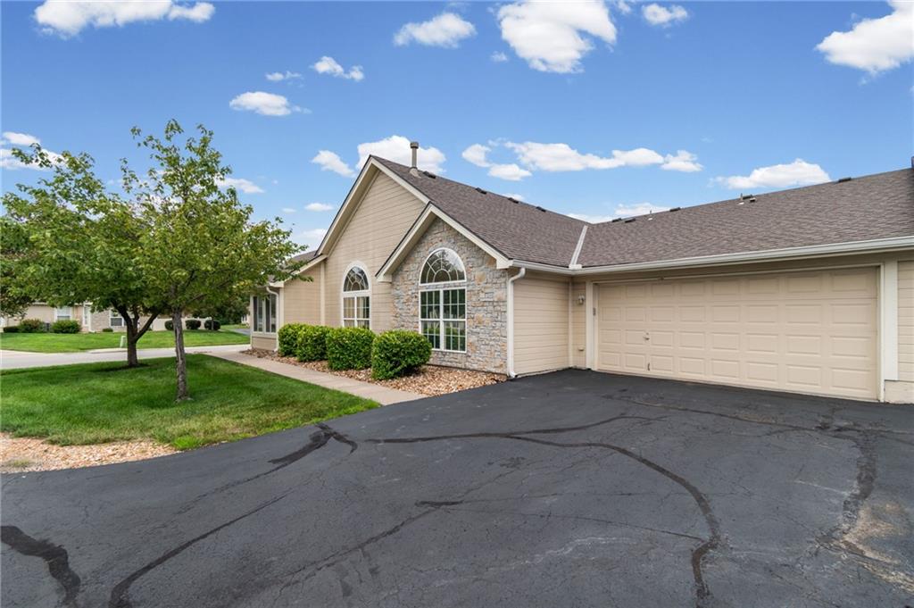 6147 NE KENSINGTON Drive Unit: 26B