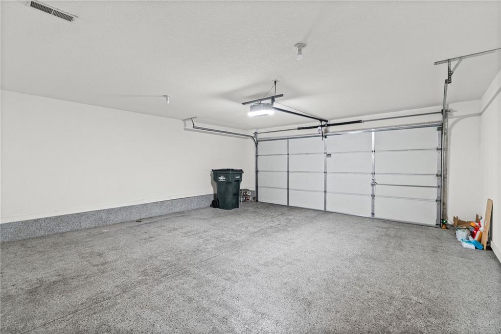 6147 NE KENSINGTON Drive Unit: 26B