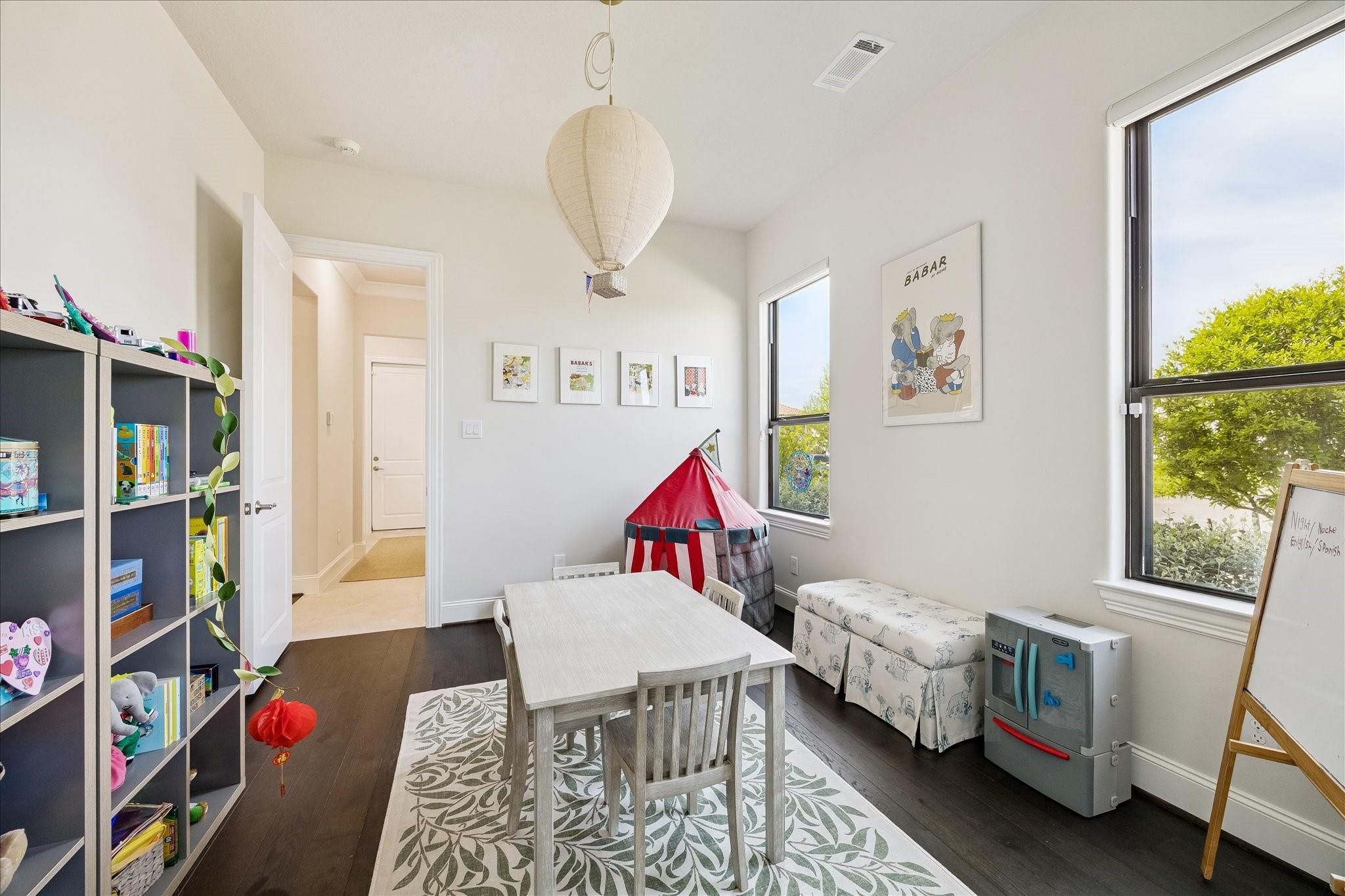 2302 Camden Creek Lane