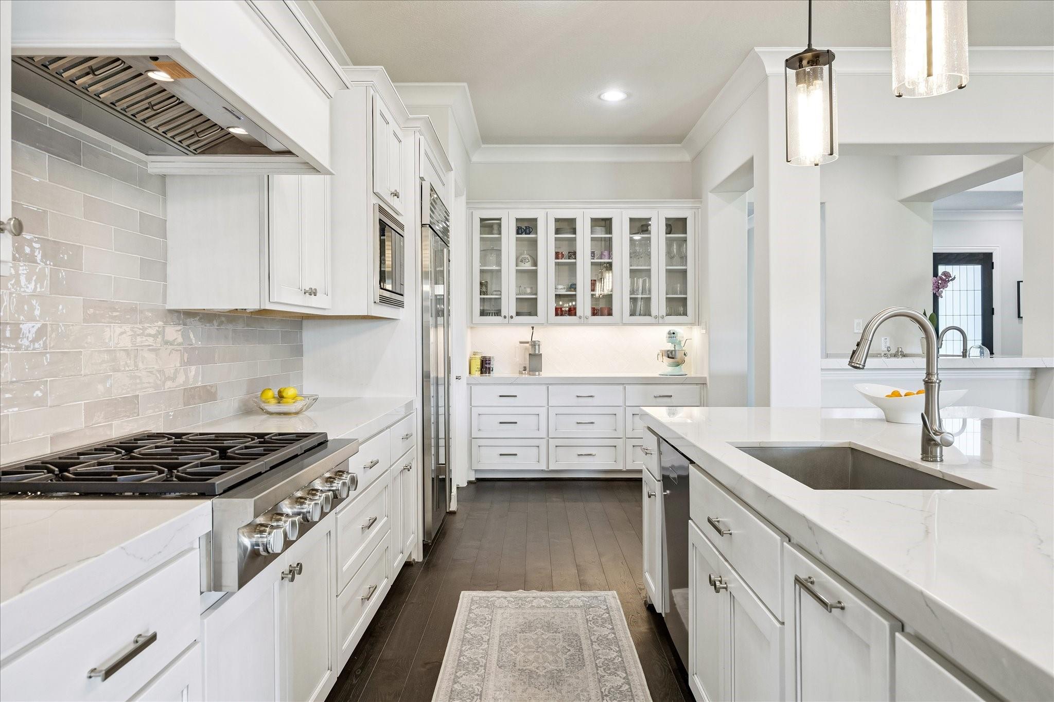 2302 Camden Creek Lane