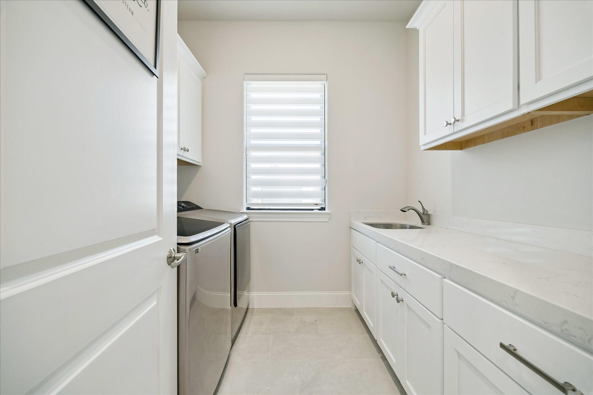 2302 Camden Creek Lane