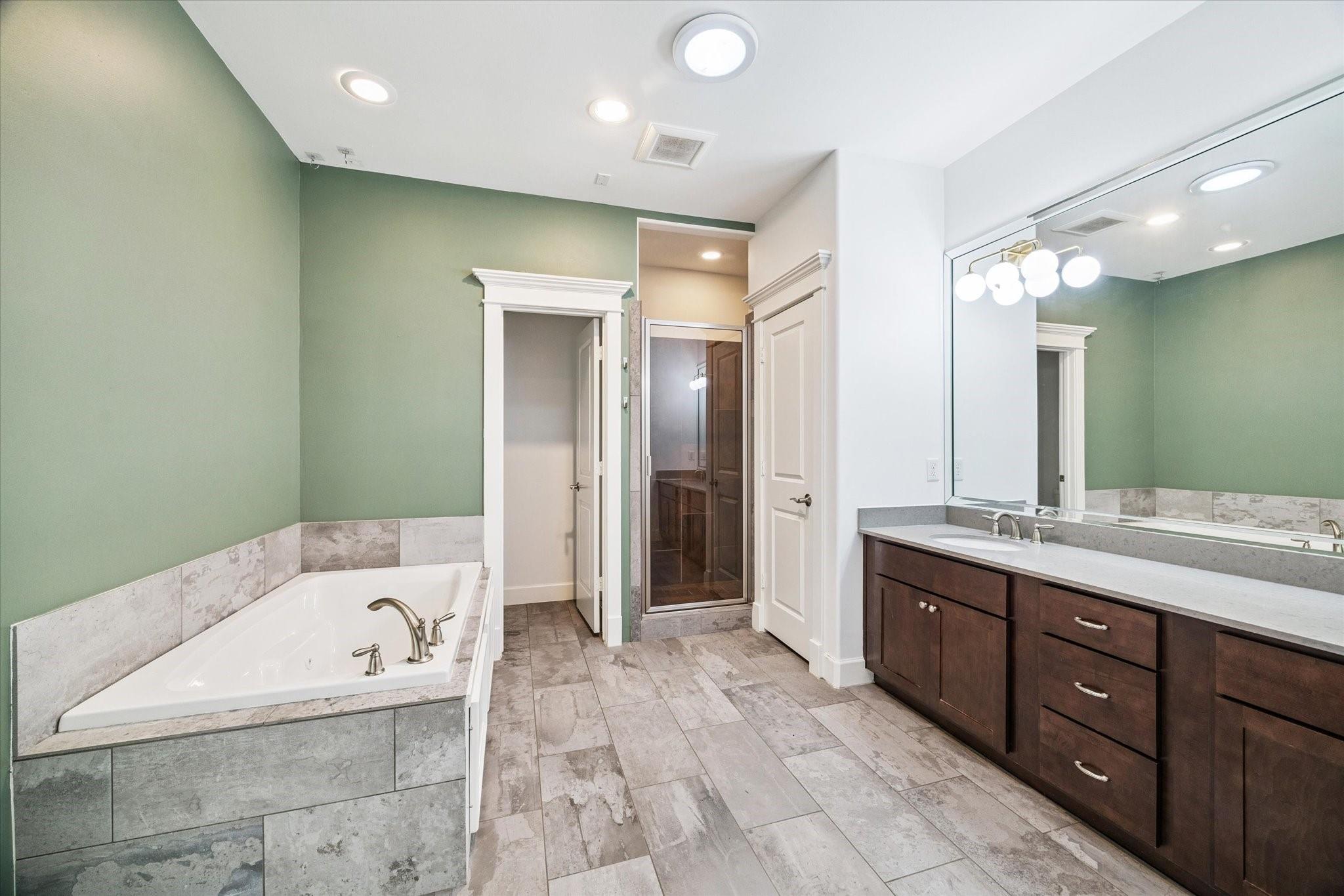 828 W 19th Street # C