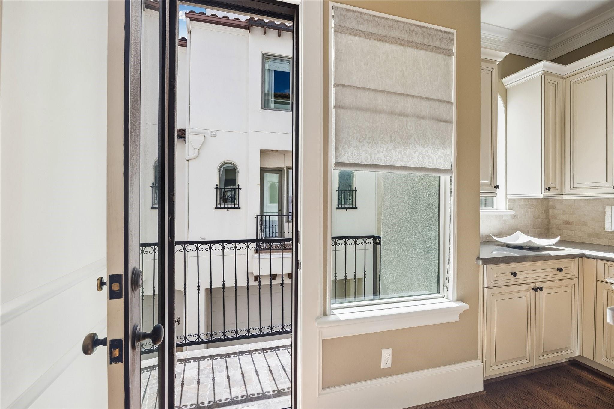 5211 Feagan Street Unit: E