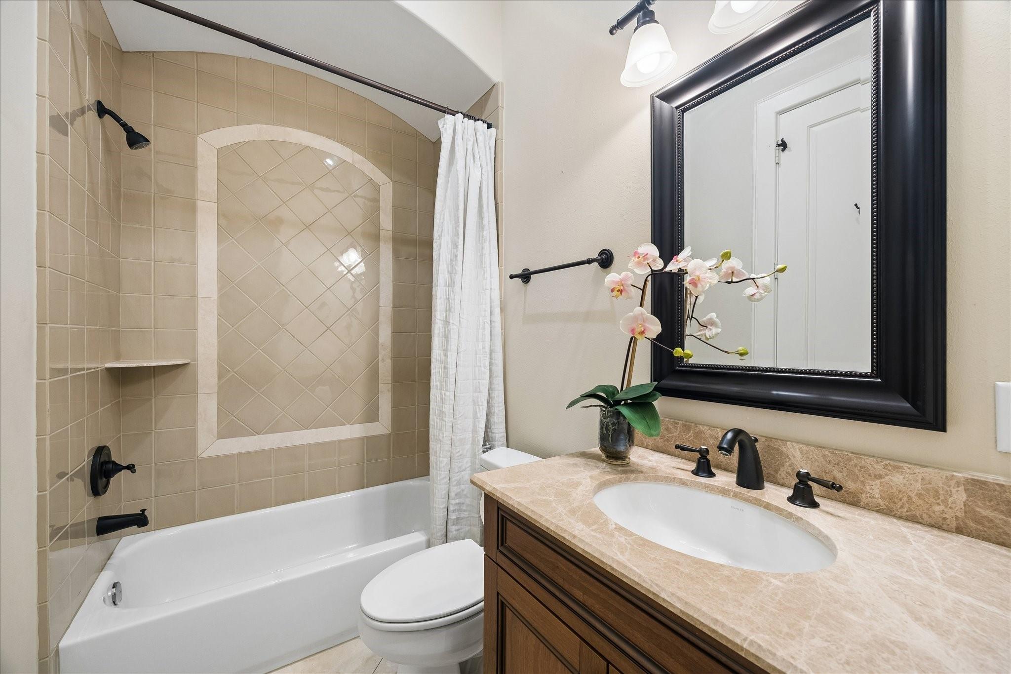 5211 Feagan Street Unit: E