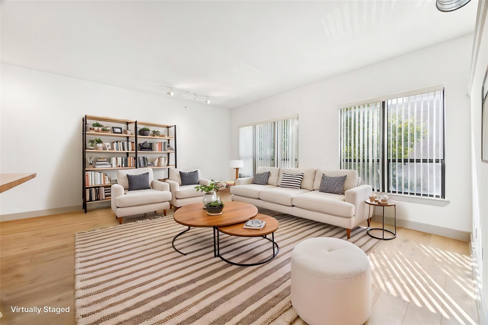1901 Post Oak Boulevard # 2203