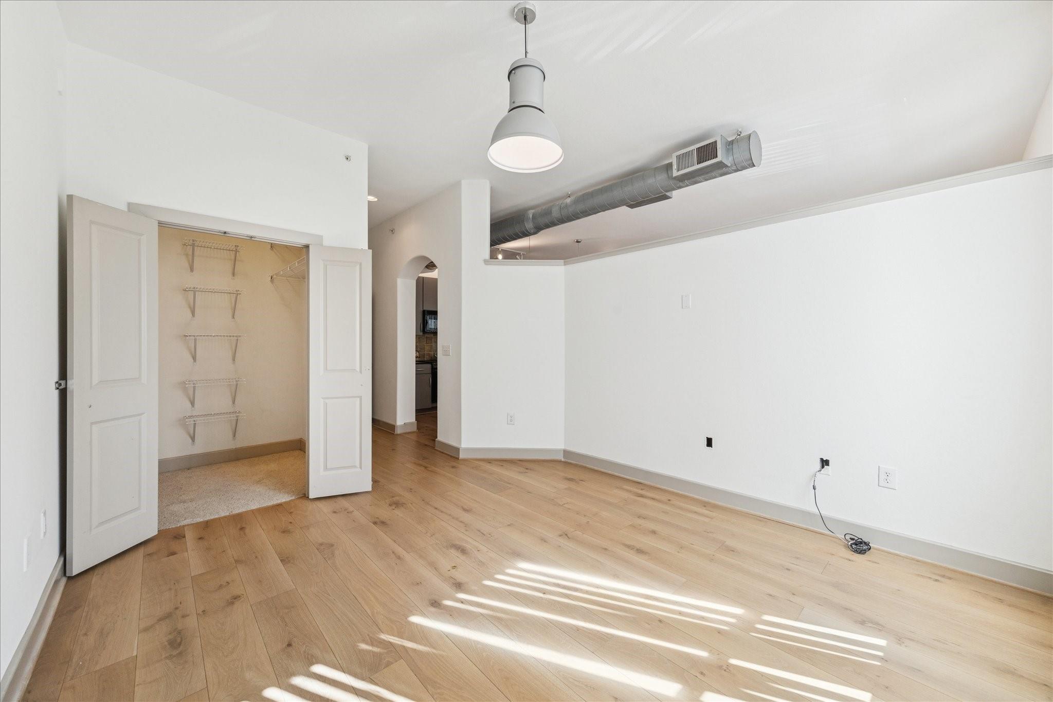 1901 Post Oak Boulevard # 2203