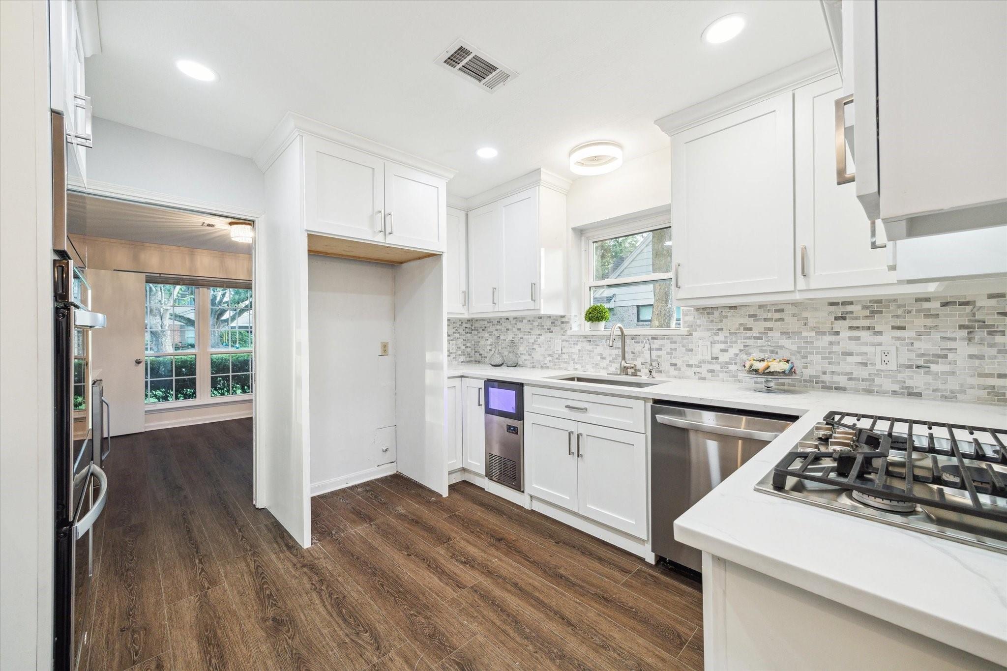 10014 Moorberry Lane