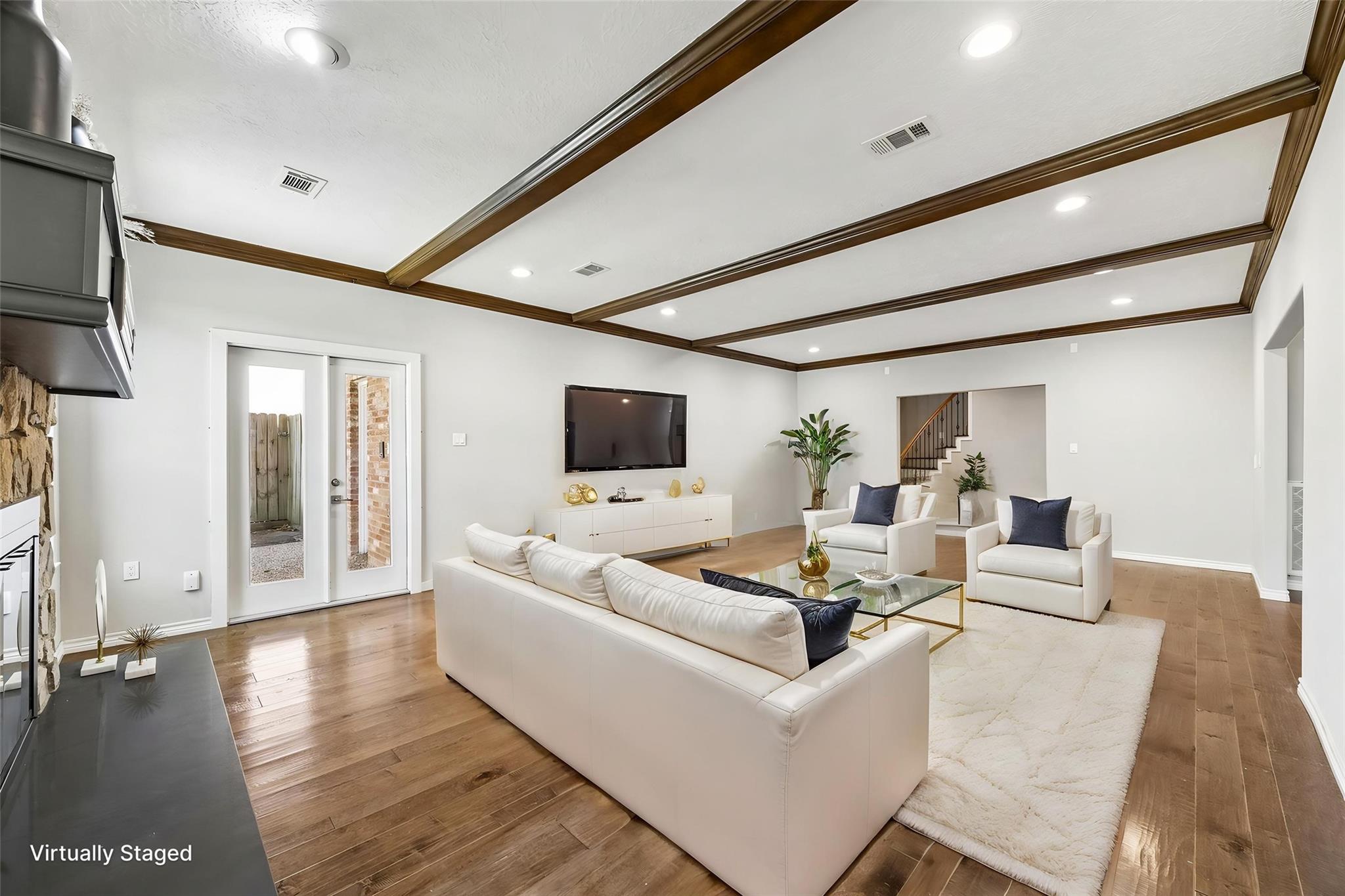 1030 Crossroads Drive