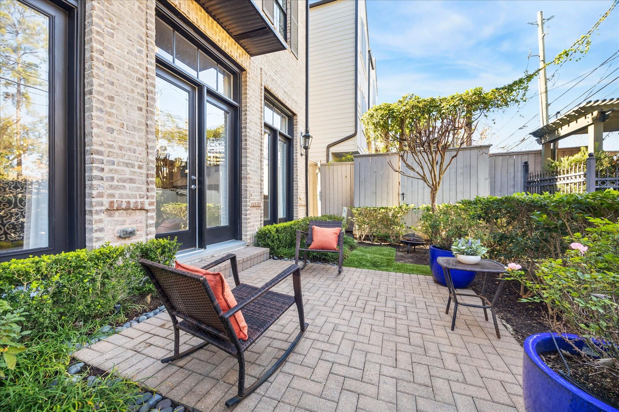 1327 Hunters Meadow Lane