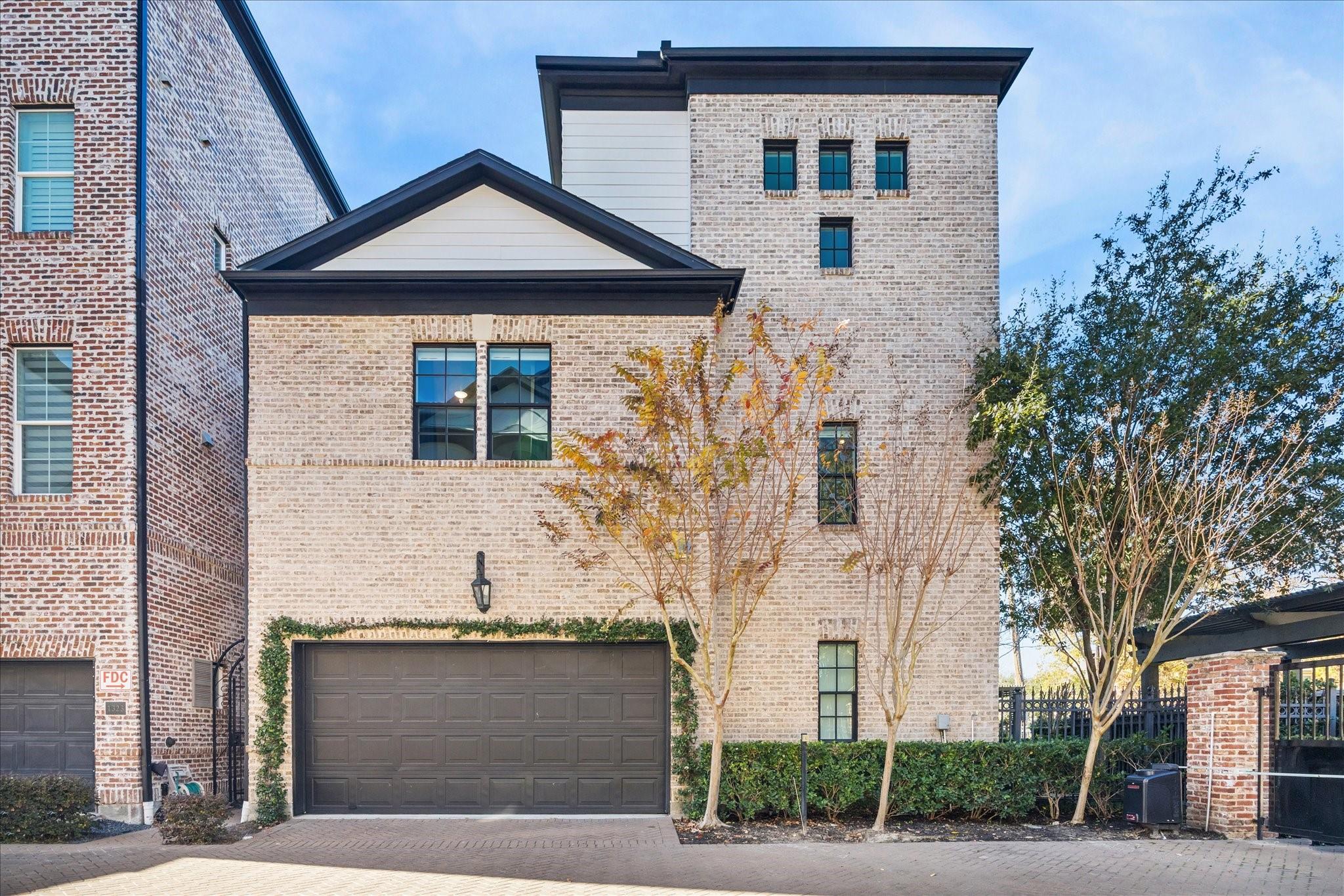 1327 Hunters Meadow Lane