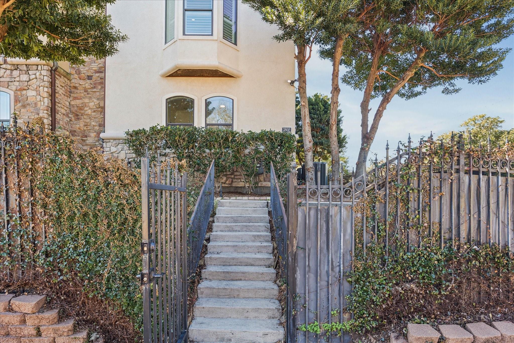 3802 Glen Arbor Drive