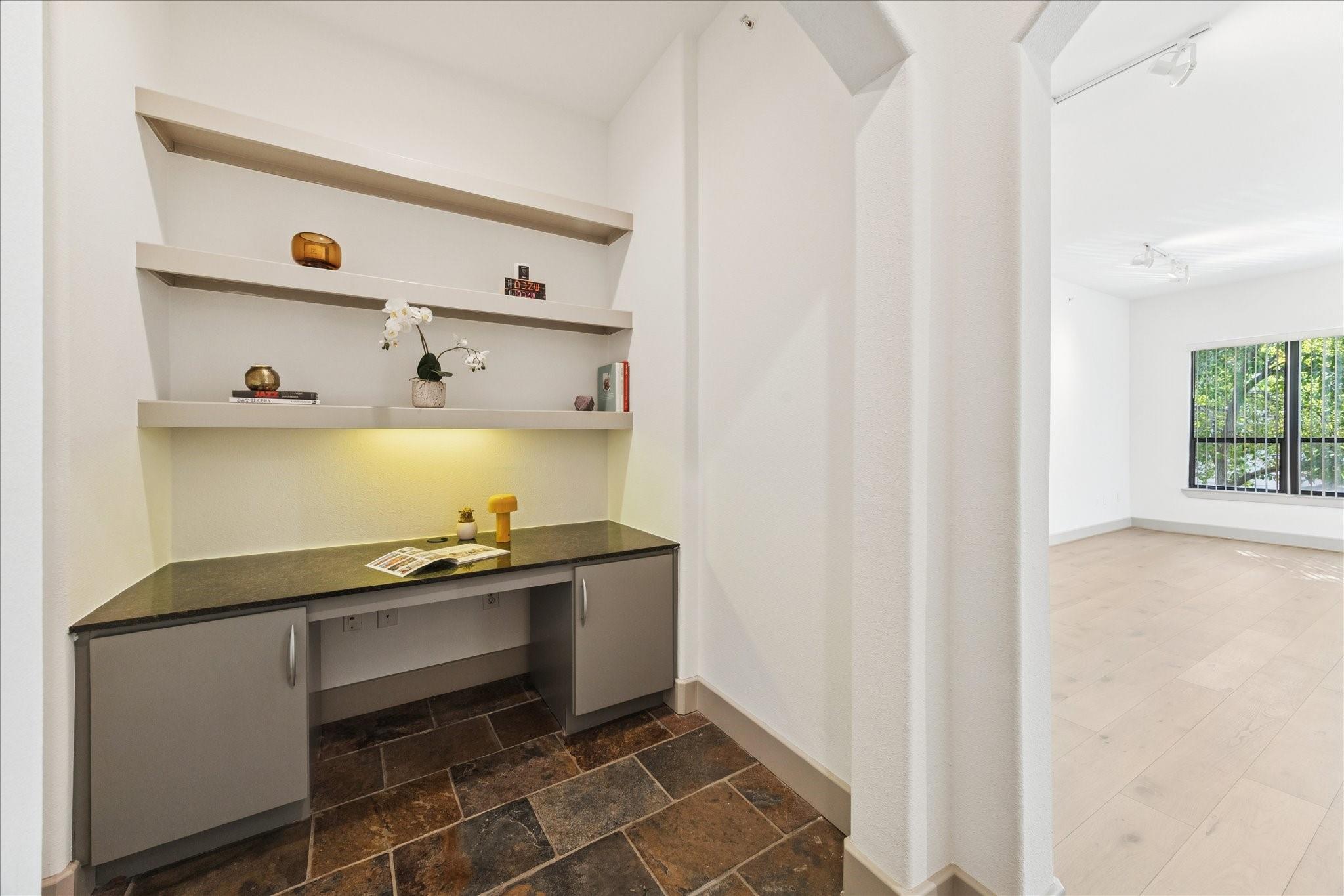 1901 Post Oak Boulevard # 2203