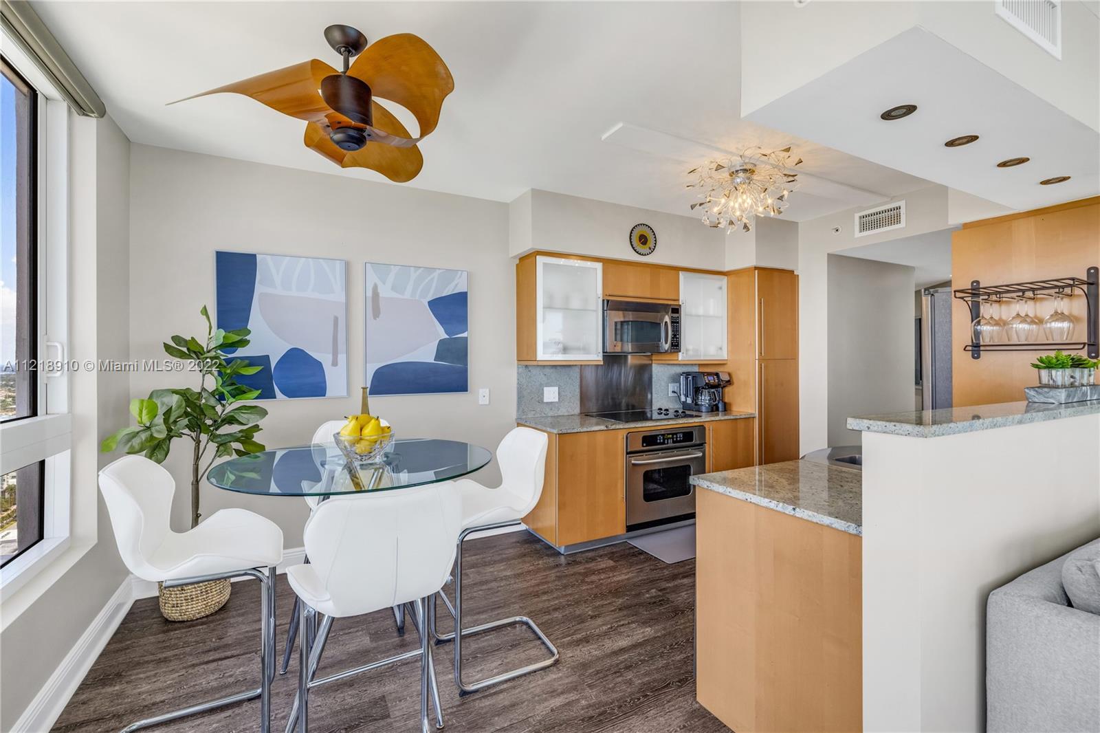 6365 Collins Ave # 3807