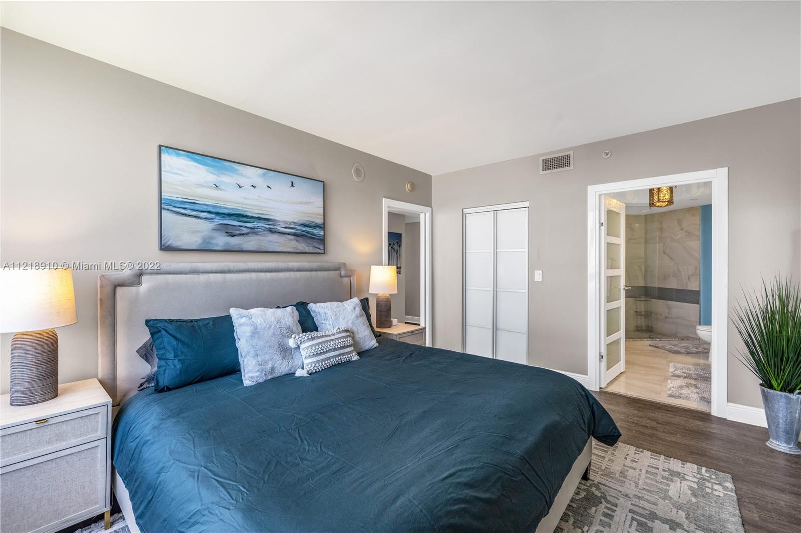 6365 Collins Ave # 3807