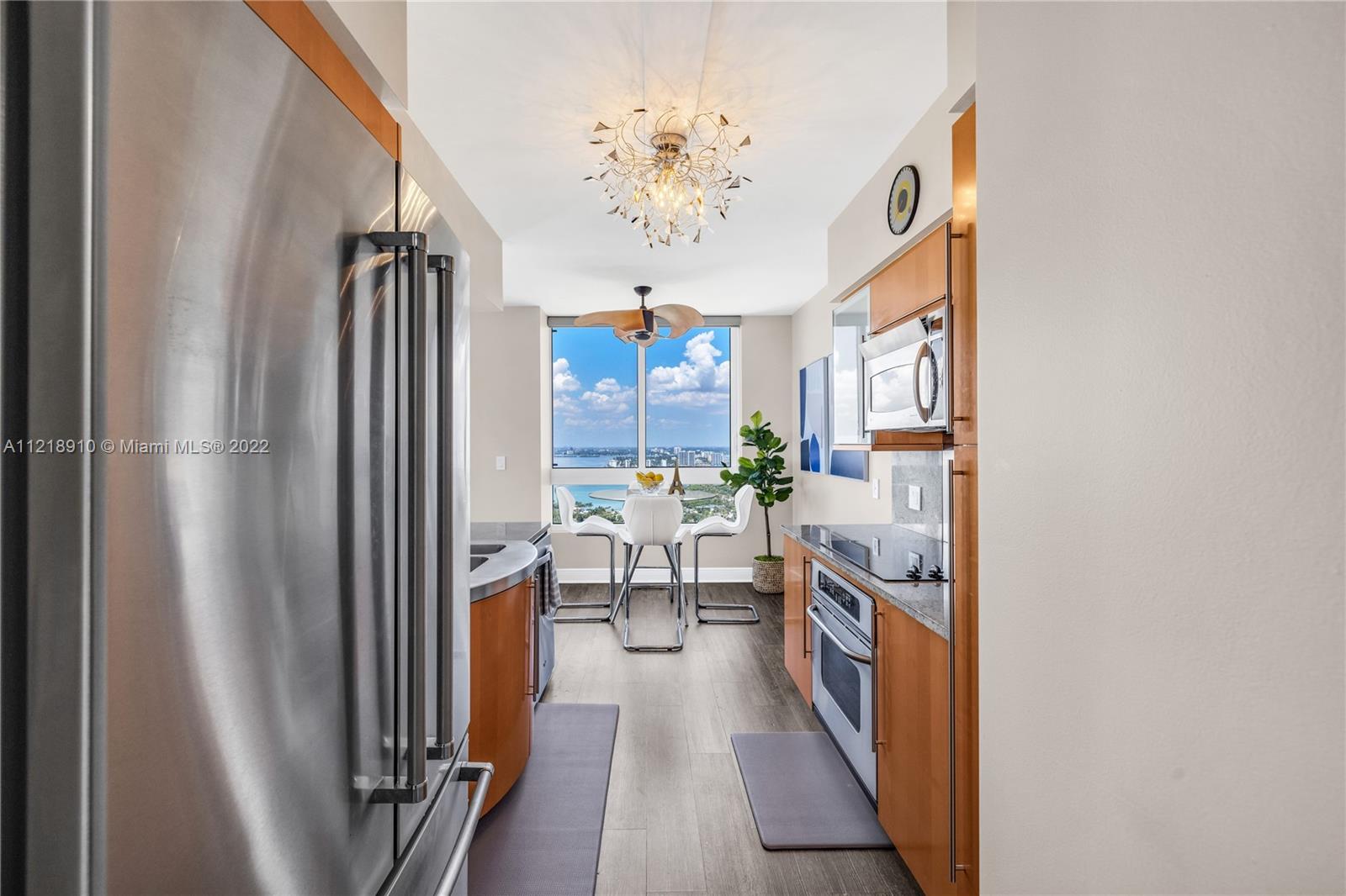 6365 Collins Ave # 3807