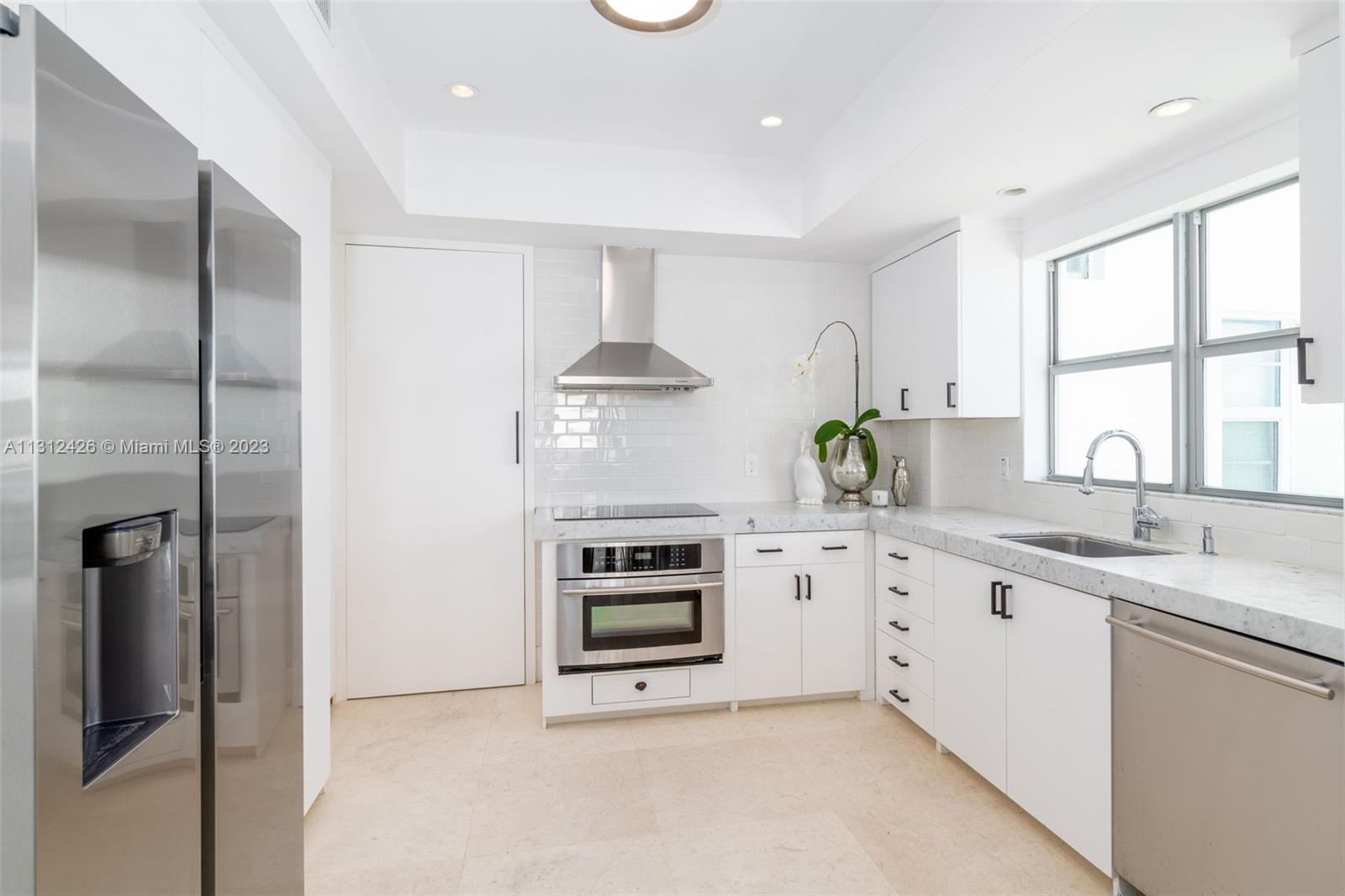 16 Island Ave # 7D