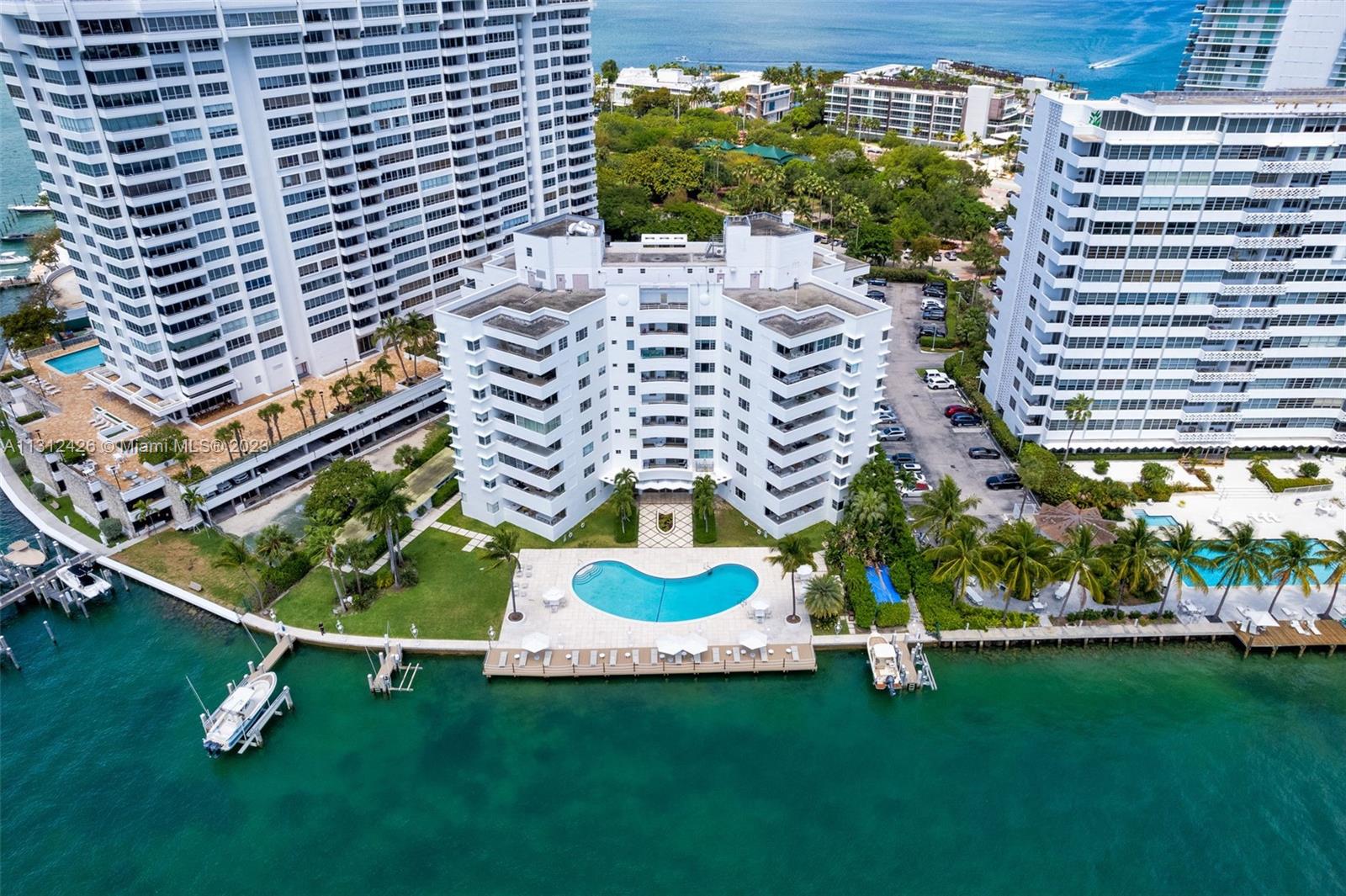 16 Island Ave # 7D