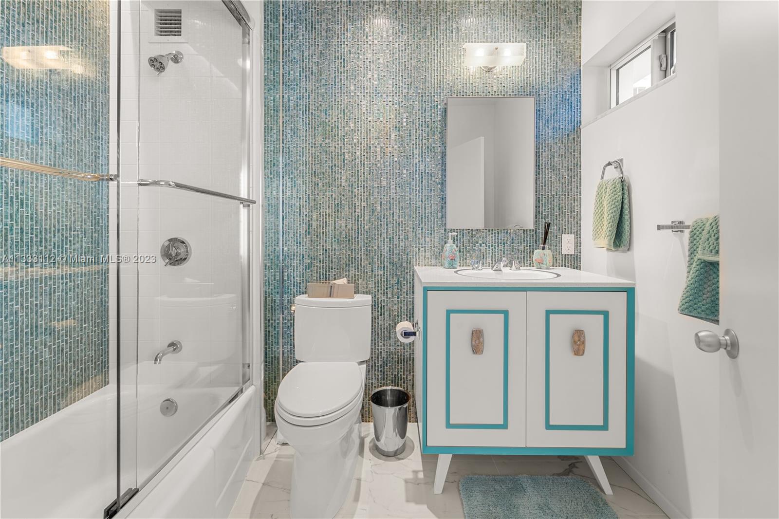 16 Island Ave # 8D