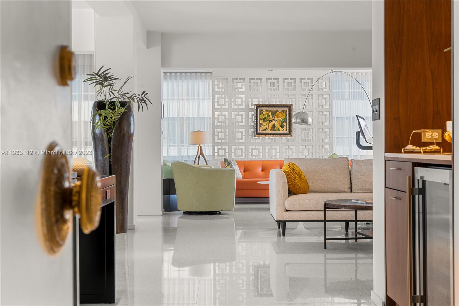 16 Island Ave # 8D