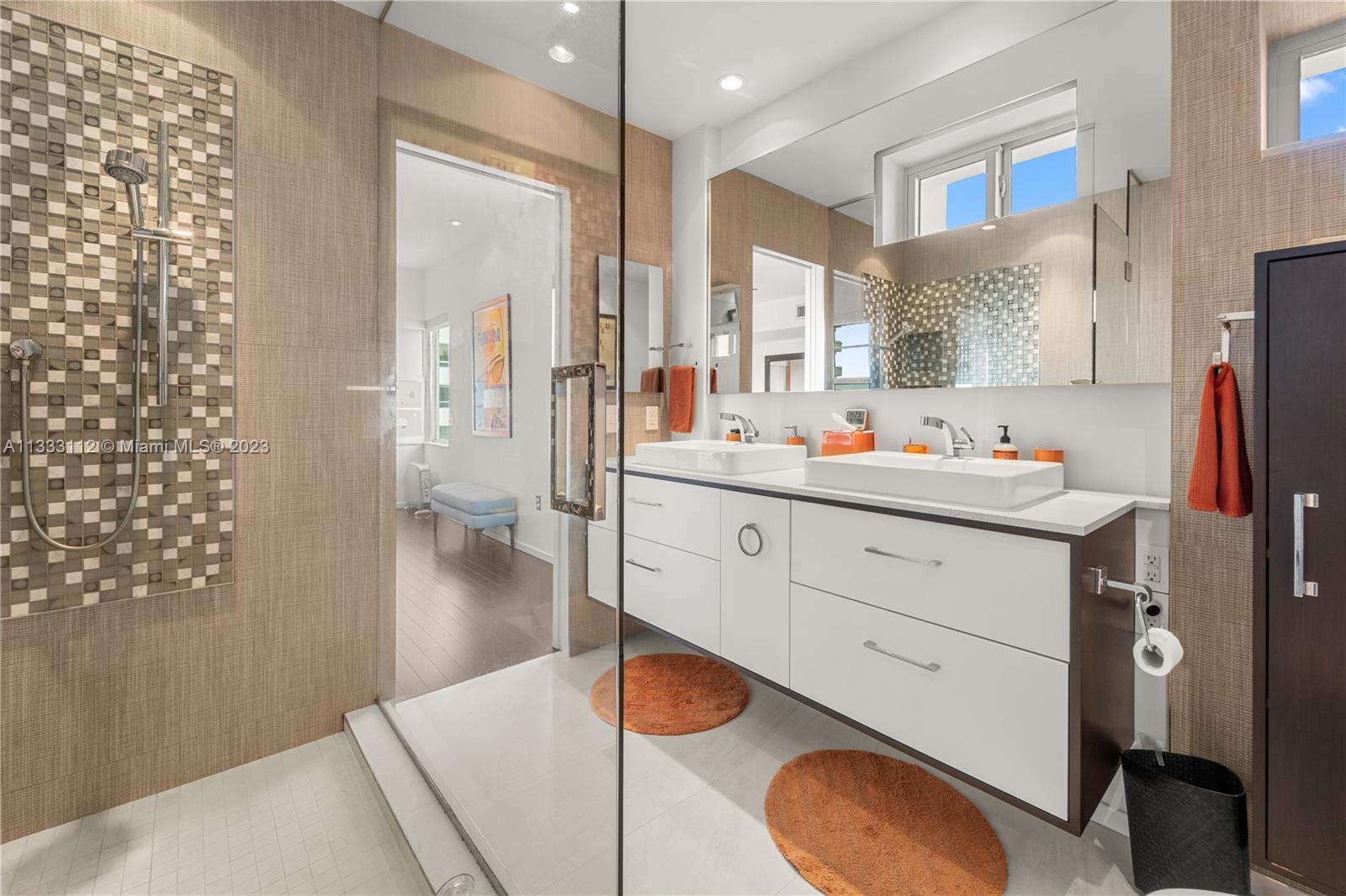 16 Island Ave # 8D