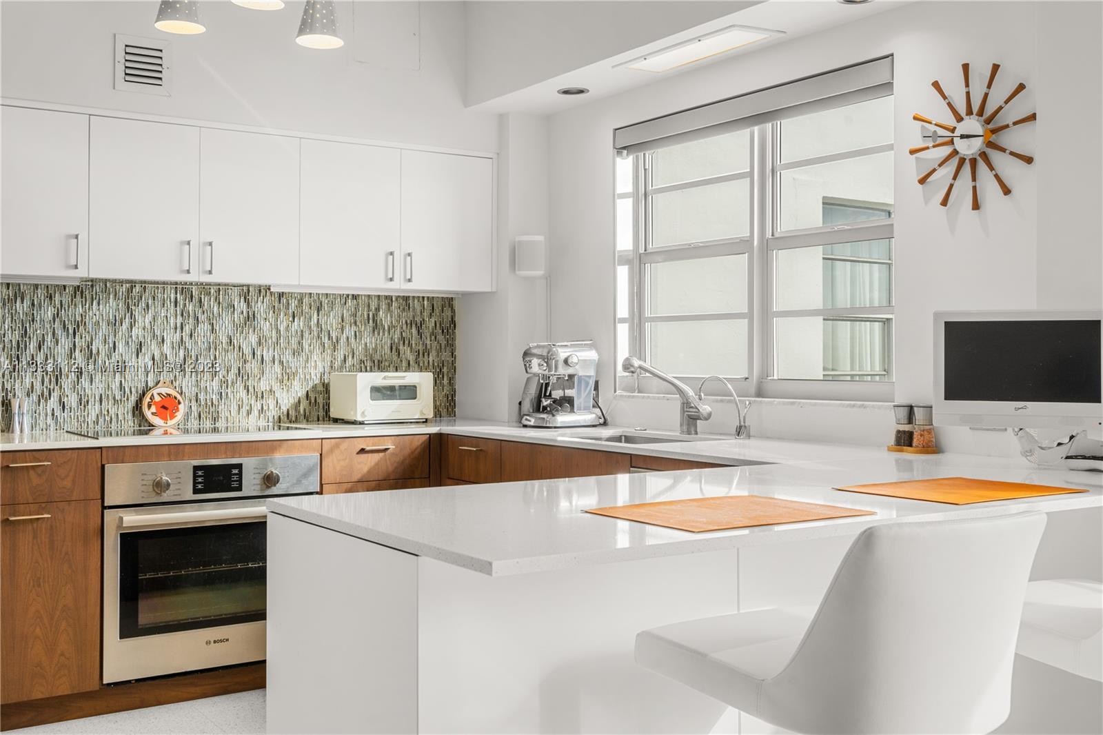 16 Island Ave # 8D