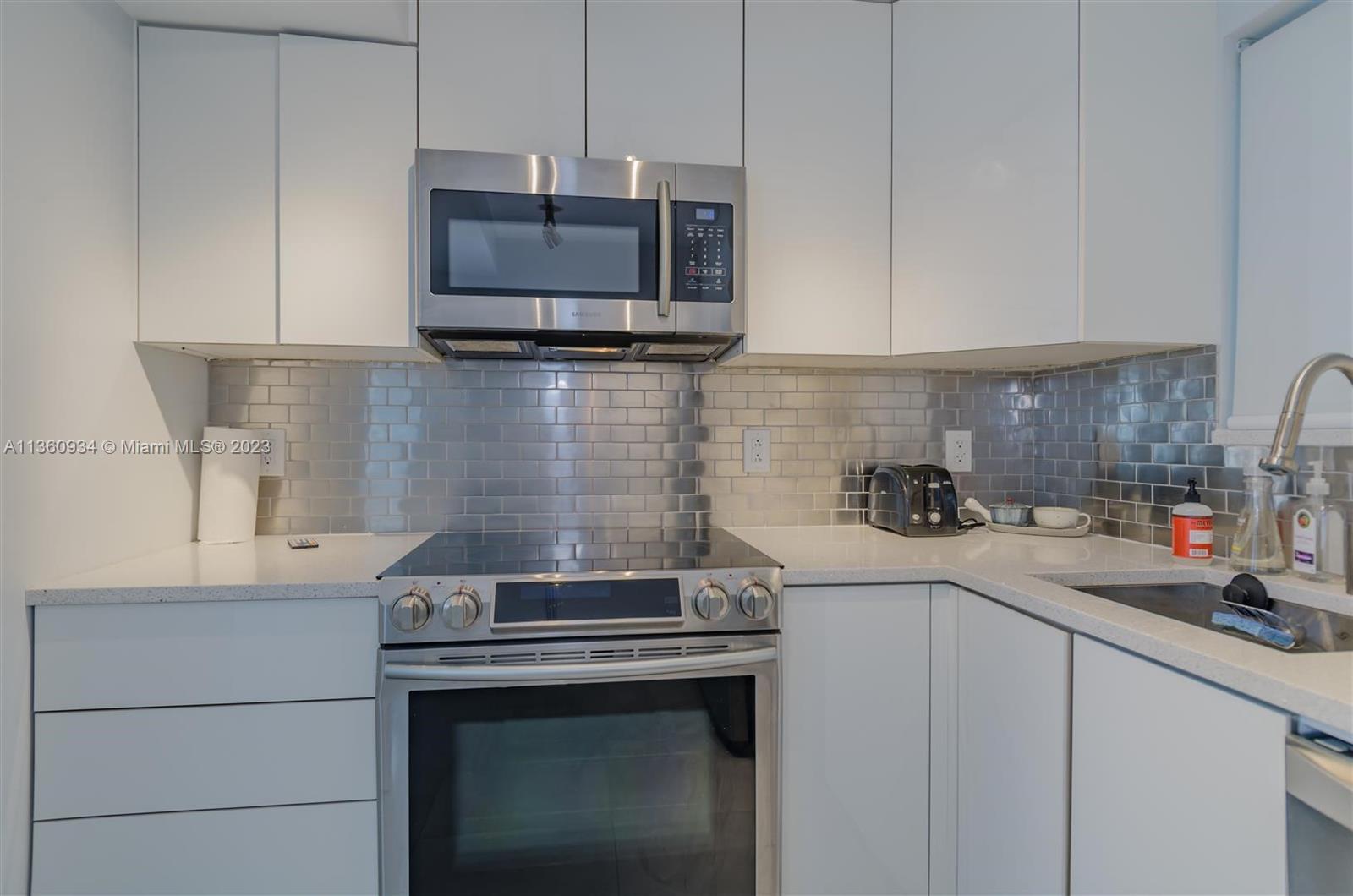 1345 Lincoln Rd # 1202