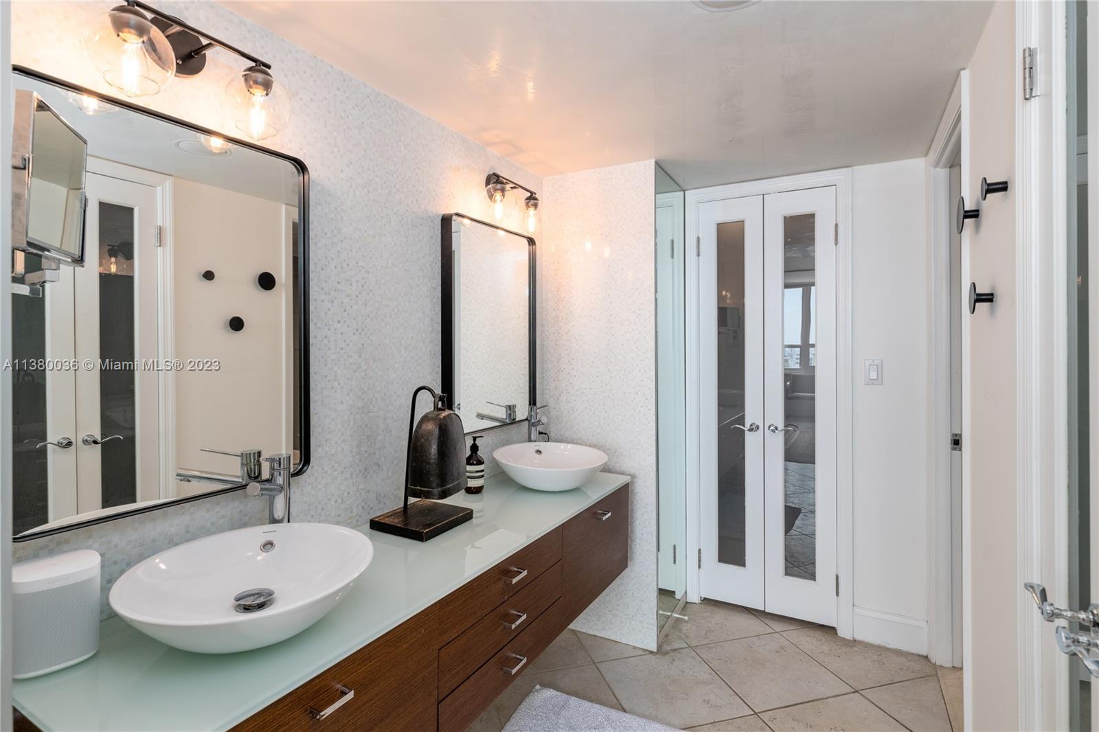 11 Island Ave # 1706
