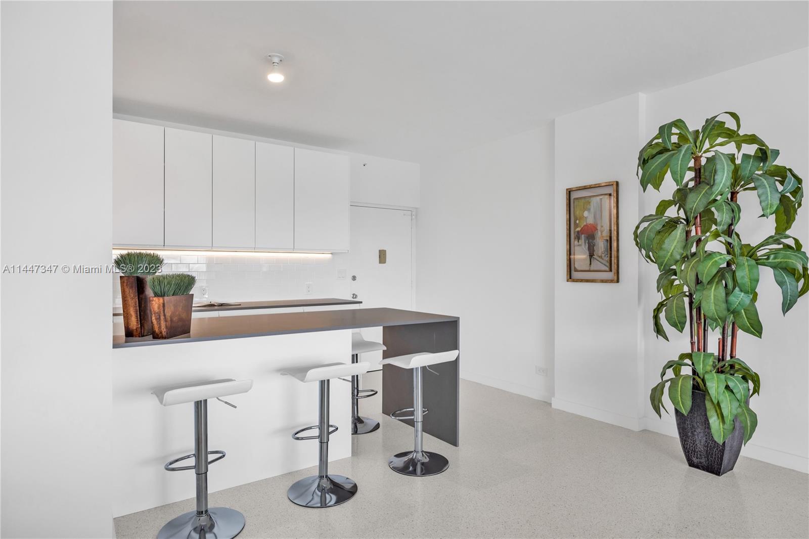 3 Island Ave # 12E