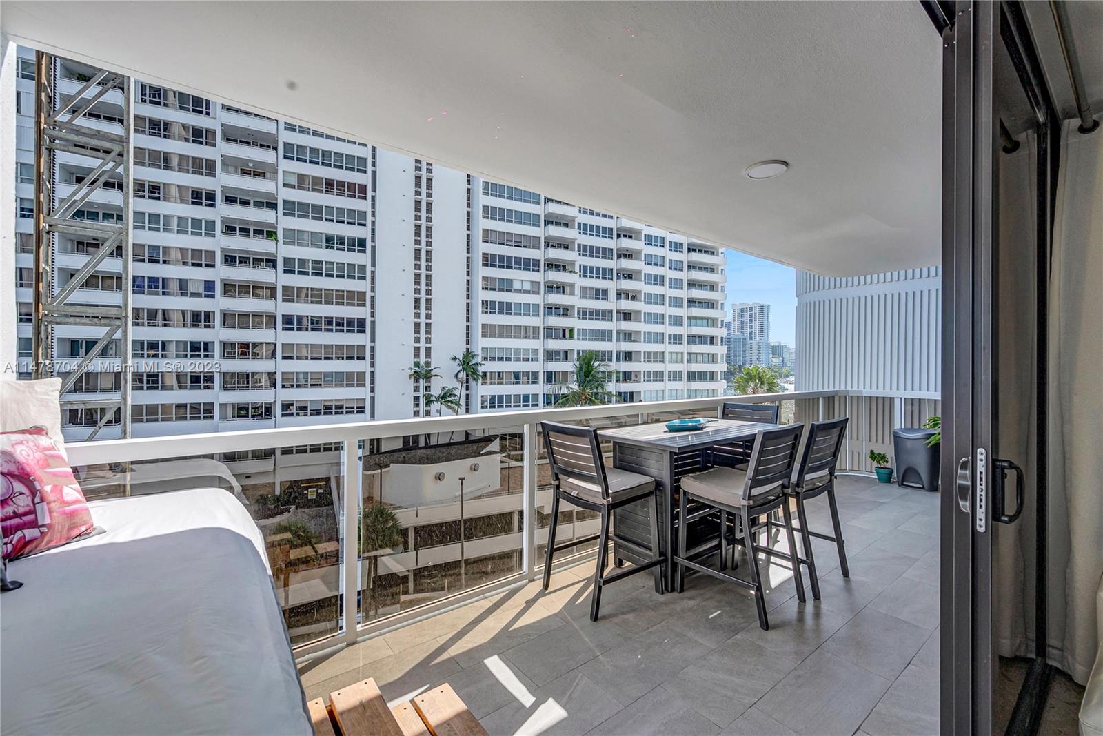 9 Island Ave # 609