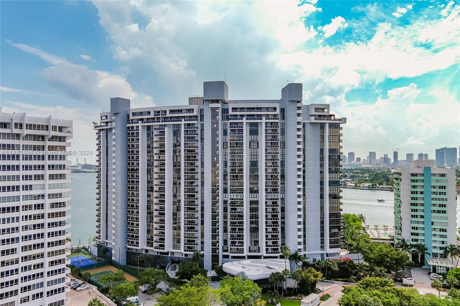 9 Island Ave # 414