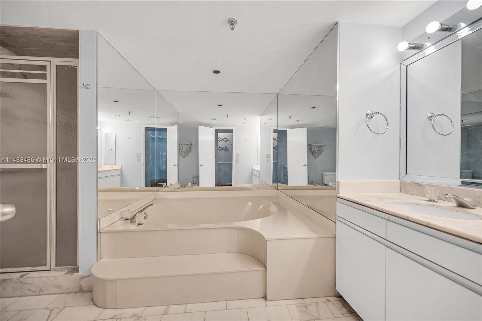 9 Island Ave # 414