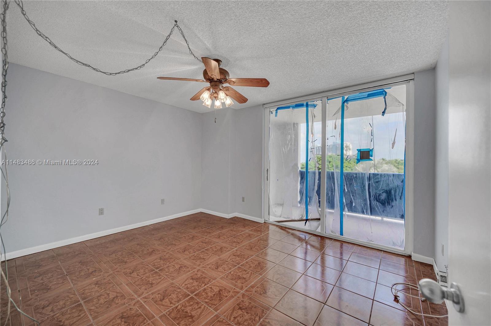 9 Island Ave # 414