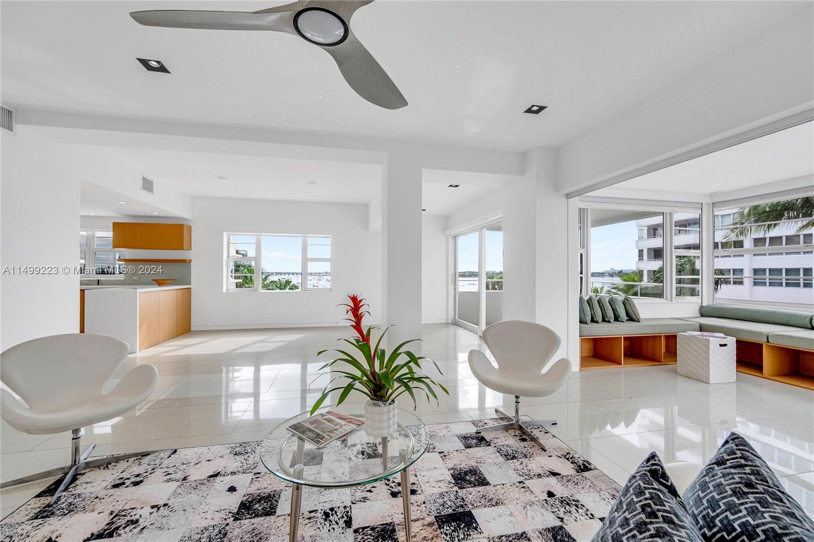 16 Island Ave # 4D
