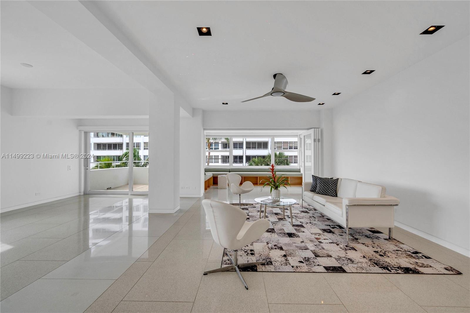 16 Island Ave # 4D