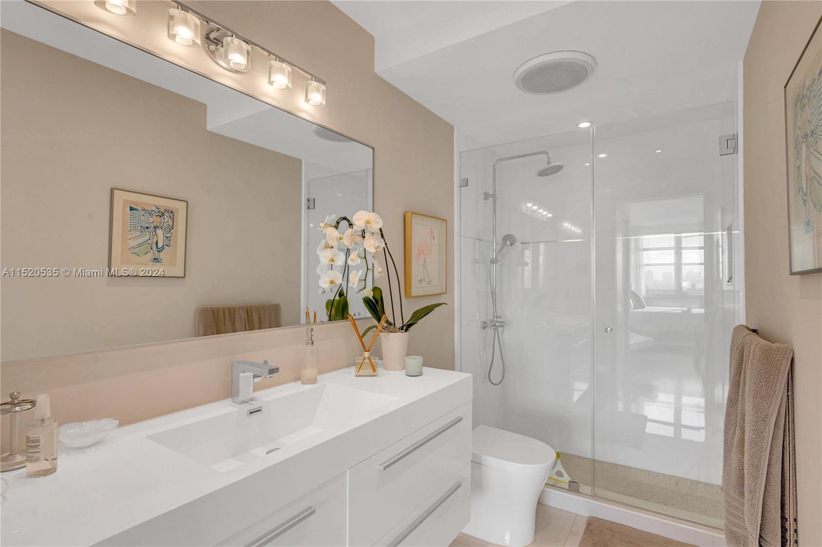 3 Island Ave # 14I