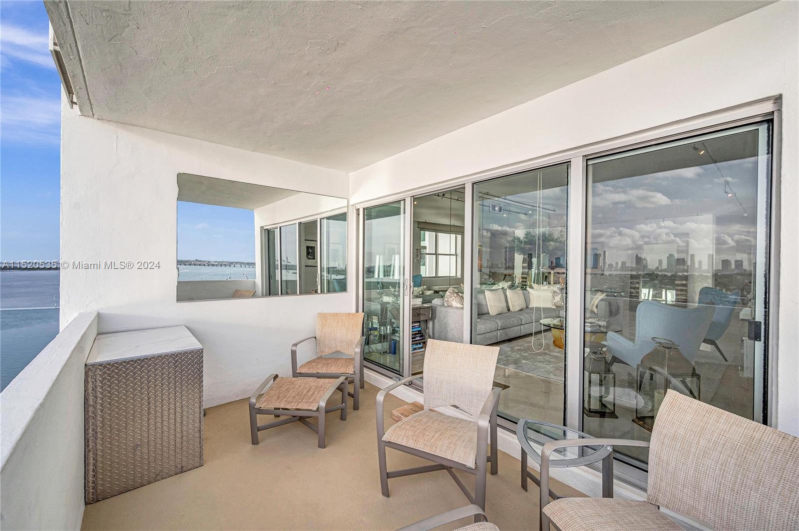 3 Island Ave # 14I