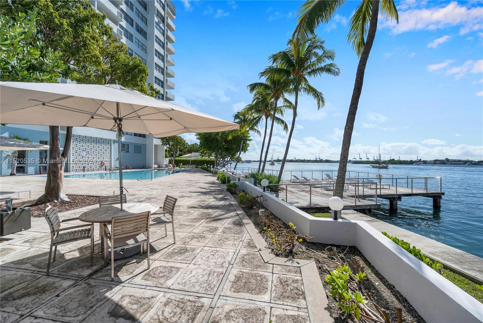 3 Island Ave # 14I