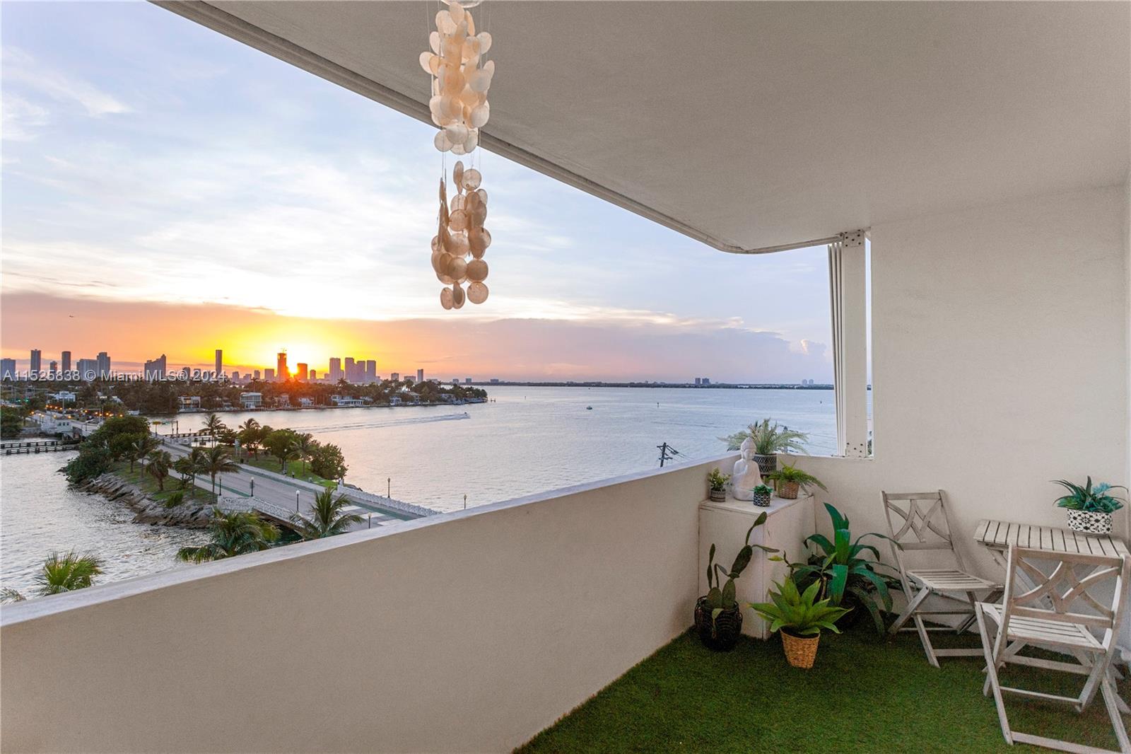 3 Island Ave # 07E
