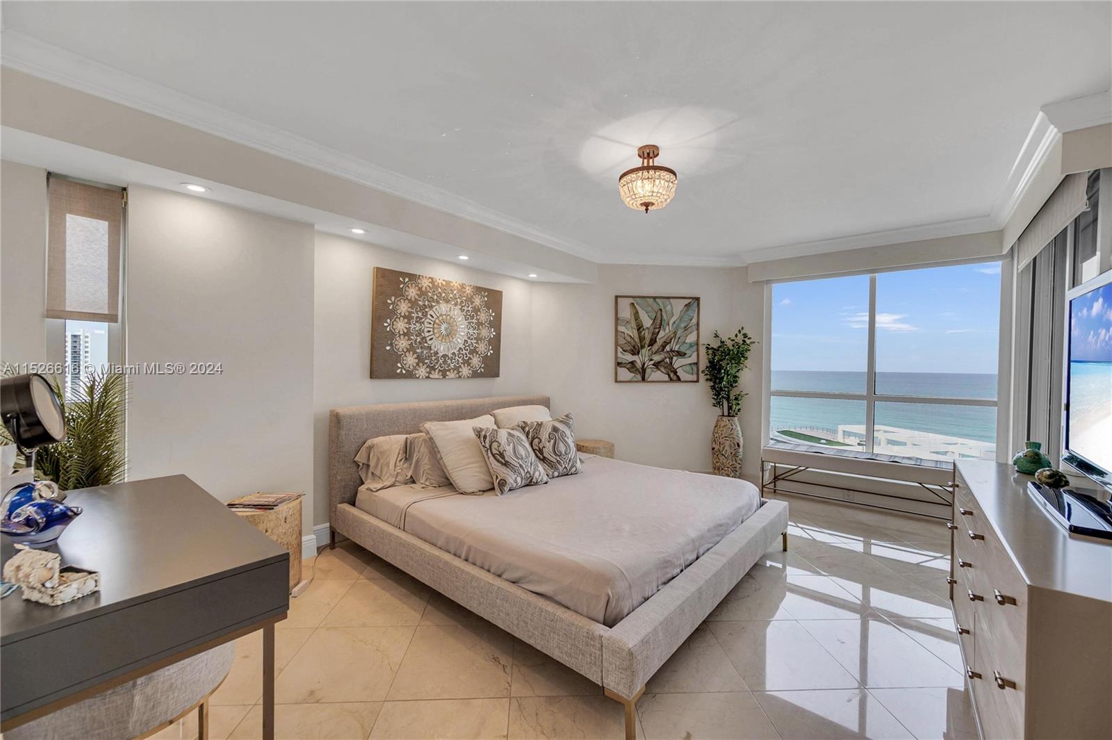 6767 Collins Ave # 1201