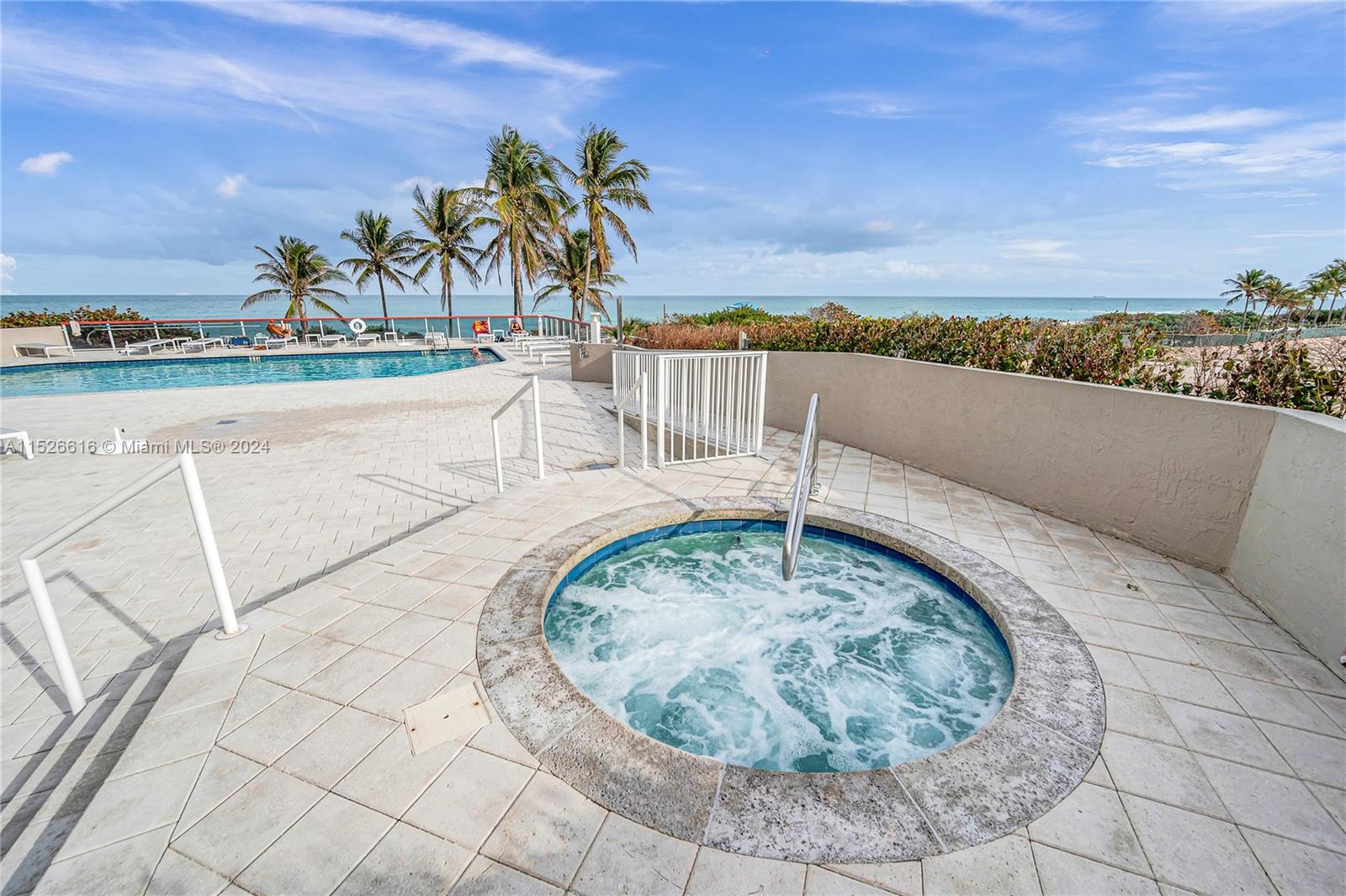 6767 Collins Ave # 1201