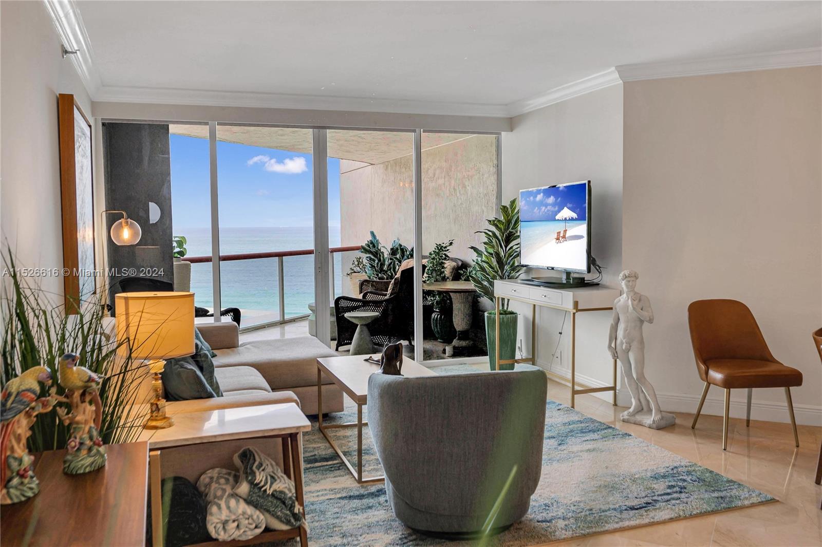 6767 Collins Ave # 1201