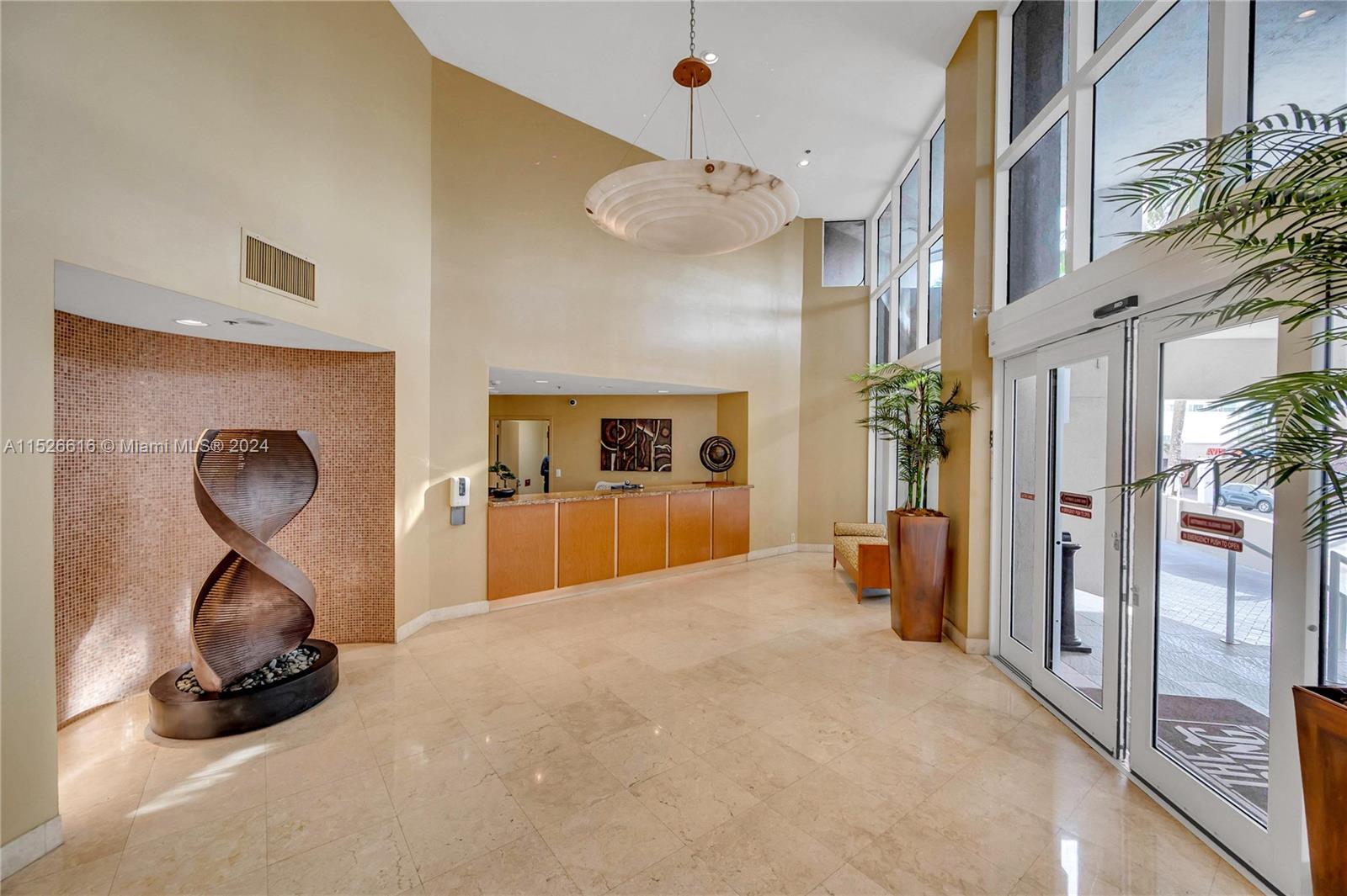 6767 Collins Ave # 1201