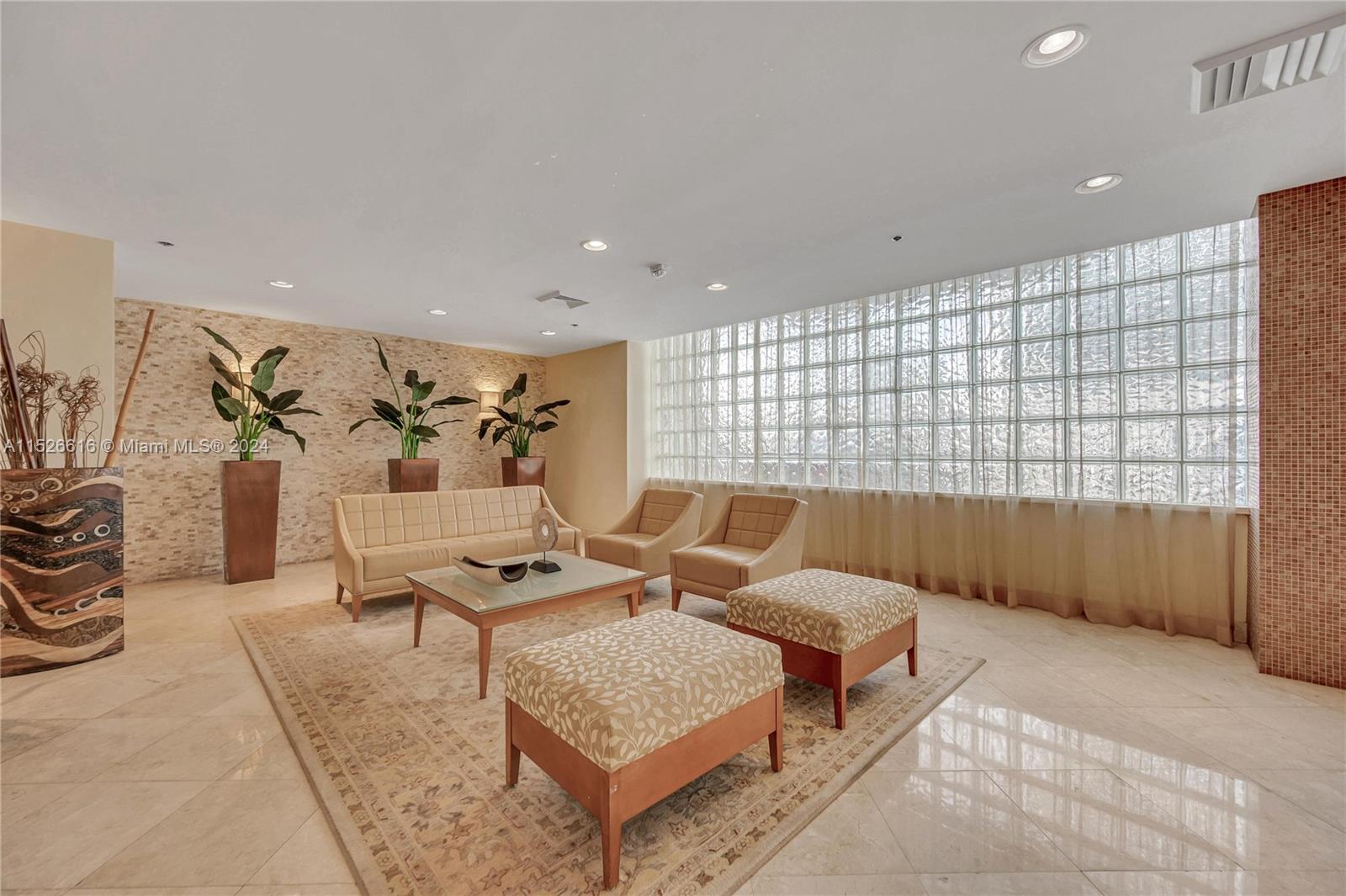 6767 Collins Ave # 1201