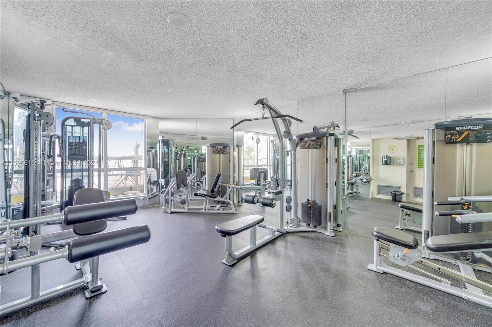 6767 Collins Ave # 1201