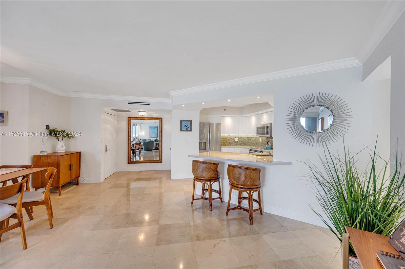 6767 Collins Ave # 1201