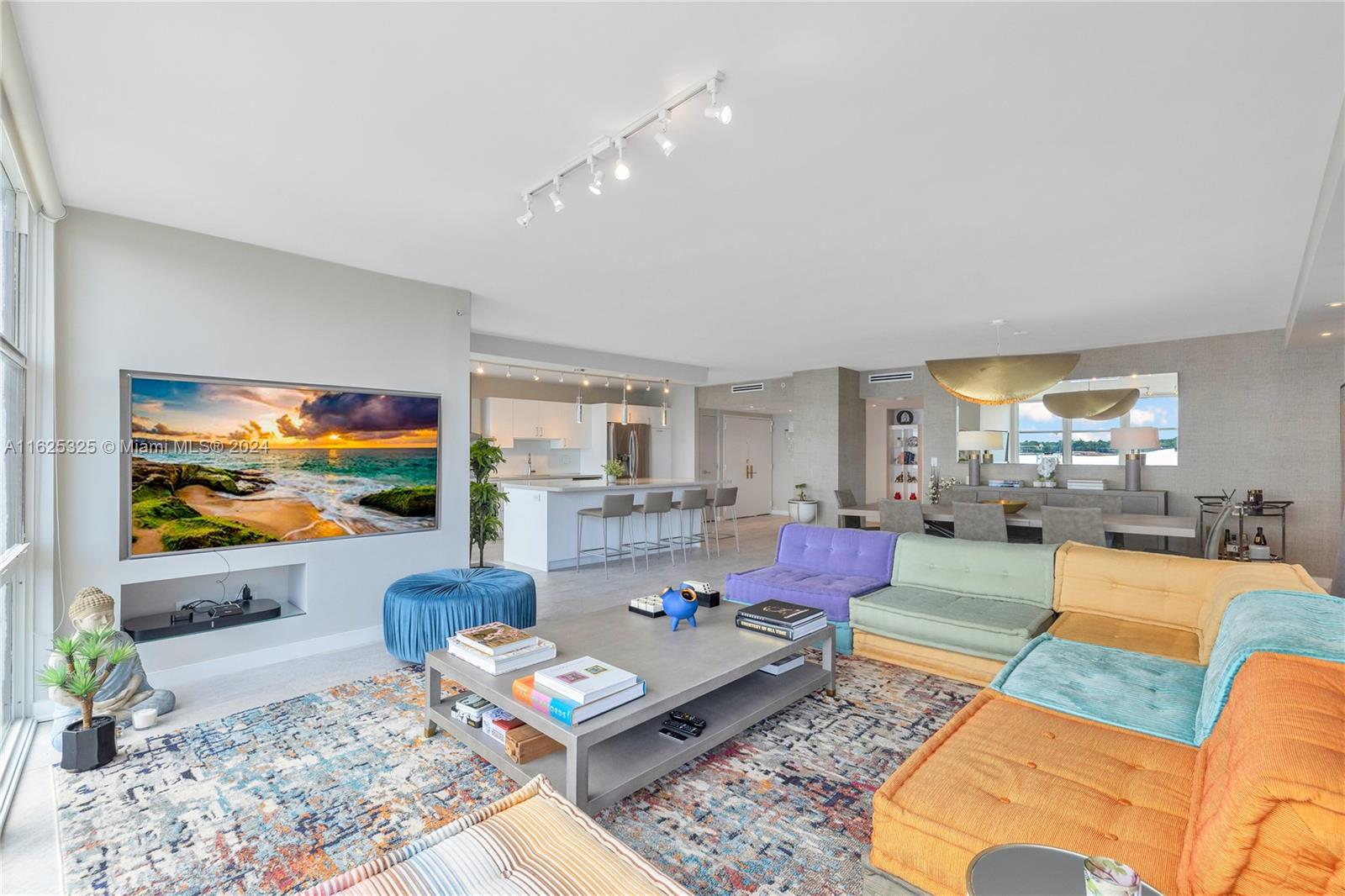 9 Island Ave # 508