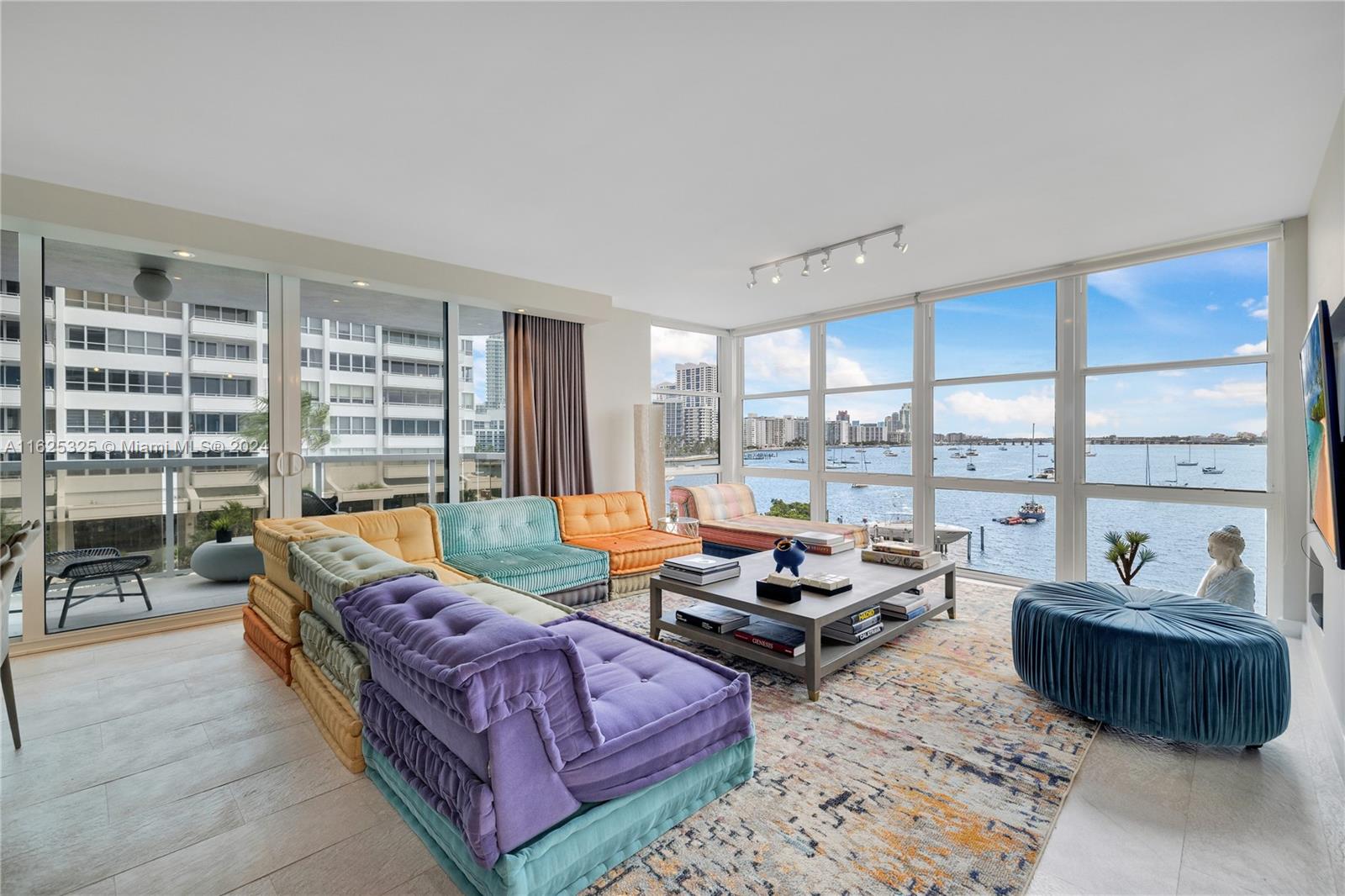 9 Island Ave # 508