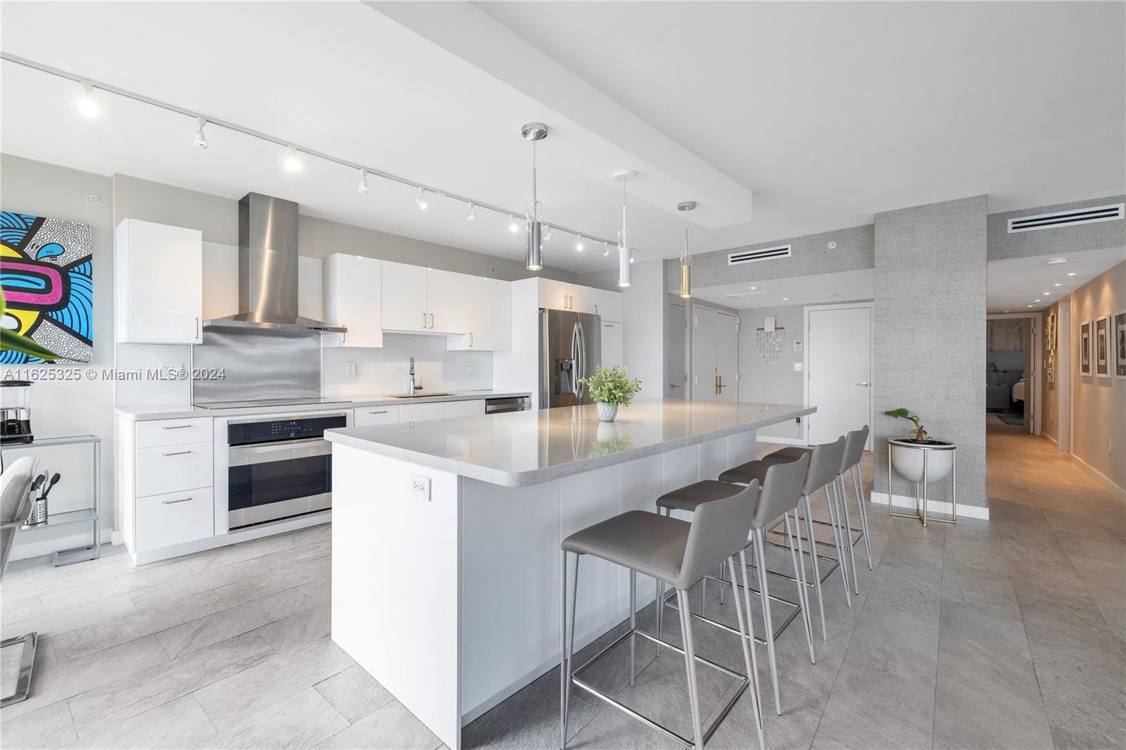 9 Island Ave # 508